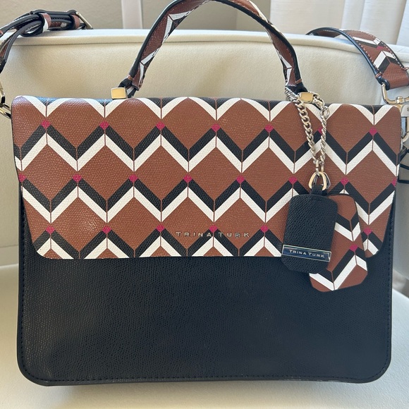 Trina Turk Bag/ detachable & Adjustable Strap w/ Multi Compartments - Picture 2 of 10